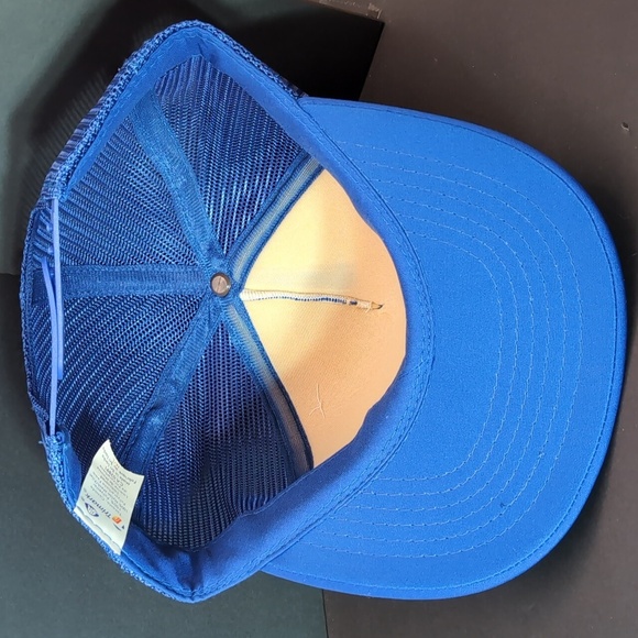 Trimark Toronto Canada,Childcan Charity Hockey Classic Wheatley,Blue Hat,M/L. - Picture 6 of 9